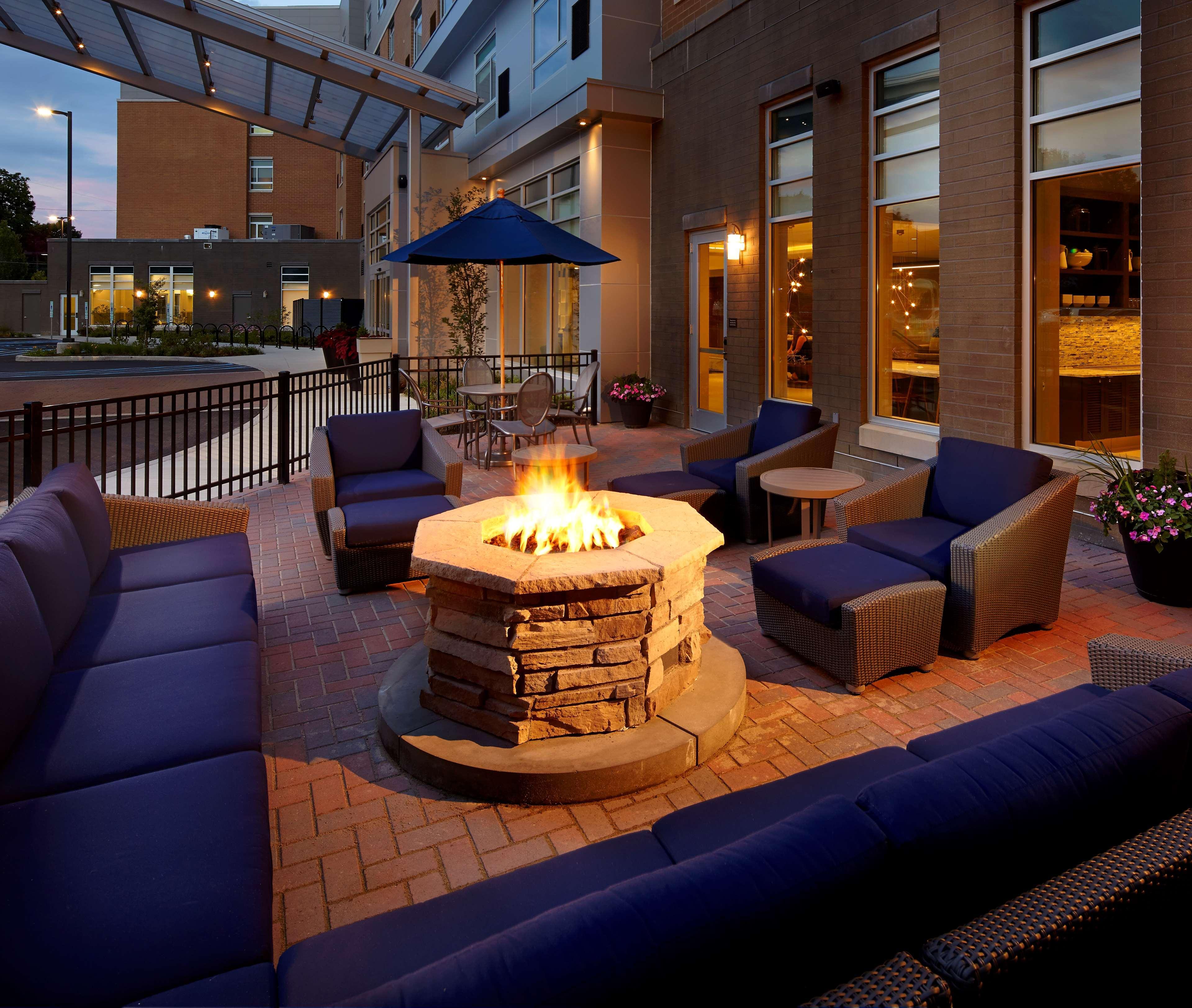 Hyatt House Pittsburgh Bloomfield Shadyside Hotel Exterior foto