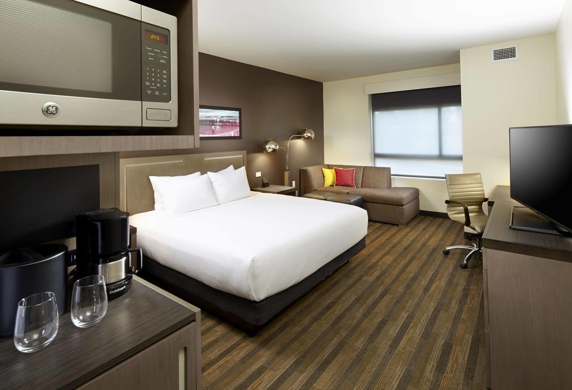 Hyatt House Pittsburgh Bloomfield Shadyside Hotel Exterior foto